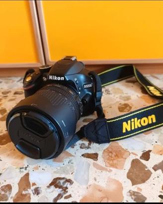 Macchina fotografica Nikon D3200