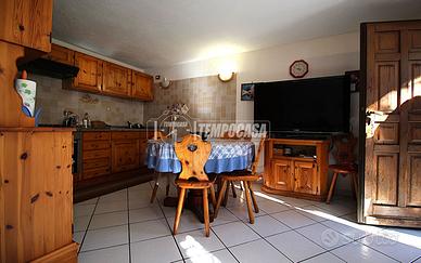 BILOCALE AUNTONOMO A DOUES