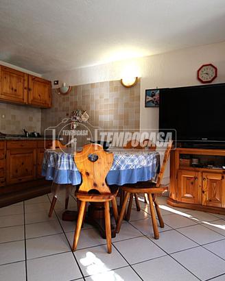 BILOCALE AUNTONOMO A DOUES