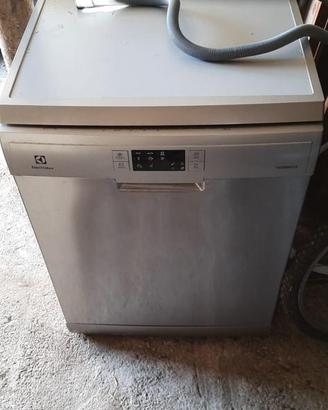 Lavastoviglie Electrolux