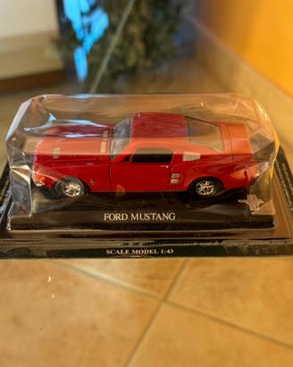 Modellino auto 1:43