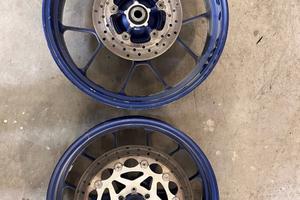 Aprilia rs 125, cerchi completi