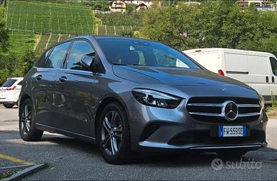 Mercedes B 220 4MATIC Automatico – Full Optional –