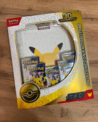 Collezione Raccoglitore Pokémon 30° Anniversario