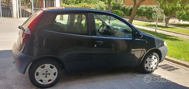 Fiato Punto anno 2005 WB5191
