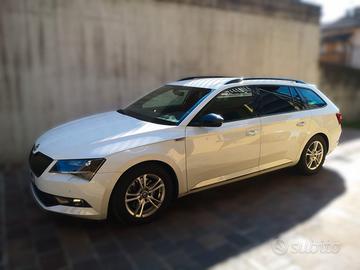 SKODA SUPERB SPORTLINE 2.0TDI COMBI 2018