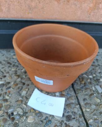 Vasio in terracotta del 21 € 4,00