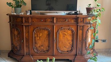 Cristalliera e credenza
