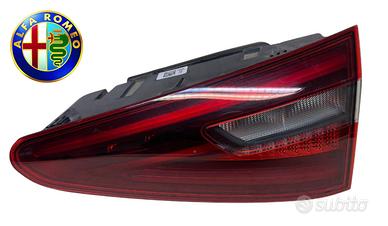 STOP POSTERIORE DESTRO INTEGRATO NEL PORTELLO ALFA