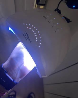 Lanpada uv per unghie