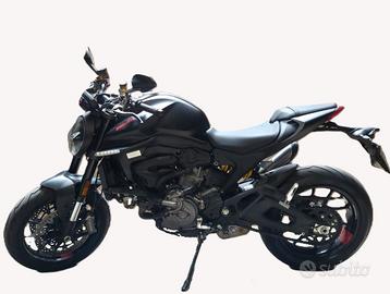 DUCATI MONSTER 937