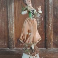 Coppia di statuine porcellana