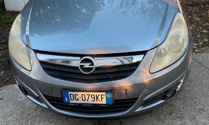 Opel Corsa Neo patentato