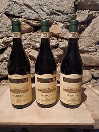 Vino rosso Barolo 