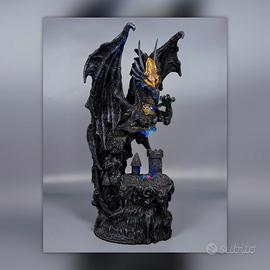 Statua Drago Fantasy con Castello e Luci 38 cm