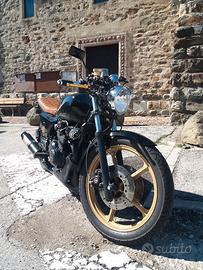 Kawasaki gpz uni-track cafè racer