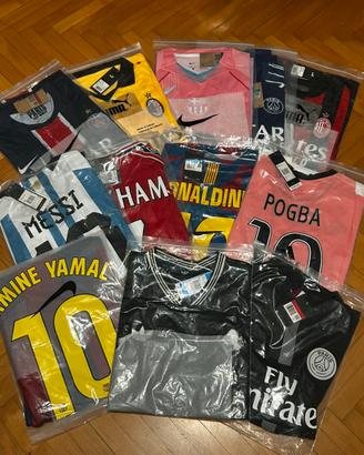 Maglie calcio nuove - giocatori storici e attuali