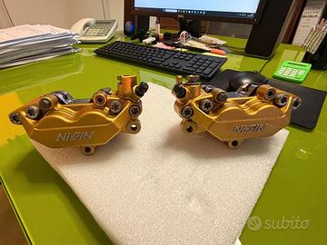 Coppia pinze freno anteriori Nissin per Honda SP2
