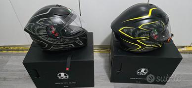 Coppia caschi AGV integrali