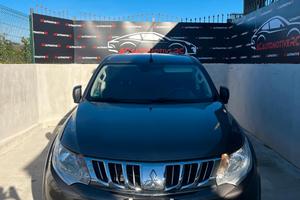 Mitsubishi L200 2.4 DI-D/181CV Double Cab Intense 