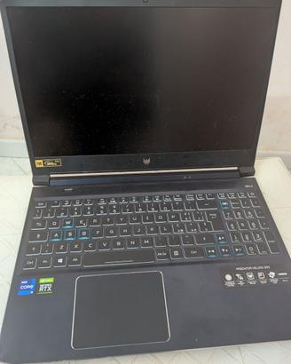 Acer predator Helios 300 con i9