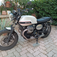 Moto Guzzi v7 classic