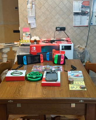 Nintendo Switch completa con giochi e molto altro