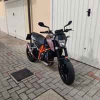 KTM Duke 690 2016