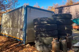 Cassone cabinato con sollevatore