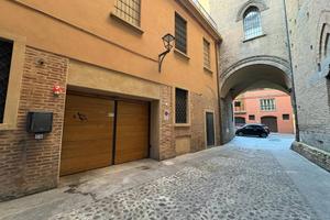 Box / Garage di 18 m² a Bologna
