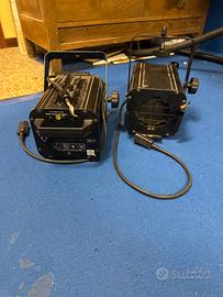 Coppia Proiettore teatrale alogeno a fascio fisso