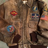 Bomber in pelle Top Gun anni 80