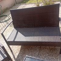 panchina. in plastica