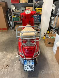 Piaggio Vespa 150 LX