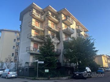3 LOCALI A MAGENTA