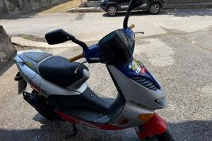 Aprilia SR