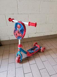 Monopattino Spiderman