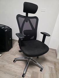 Sedia da Ufficio Ergonomica / PC

Come Nuova
