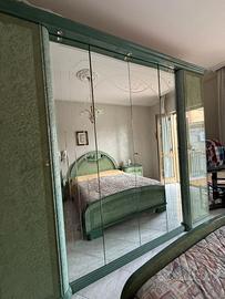 Stanza da letto con accessori