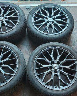 Cerchi in lega AEZ Porto Dark + gomme invernali