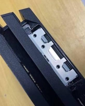 Ps4 pro 4k 1tera acc. Permuta