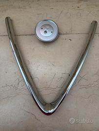 Cornice + porta logo alfa