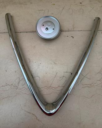 Cornice + porta logo alfa