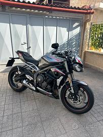 Triumph street triple 765 rs