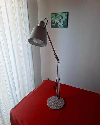 Lampada Caimi - girevole con piedistallo 