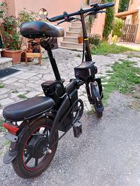 mini e-bike pieghevole marca Dyu A5 