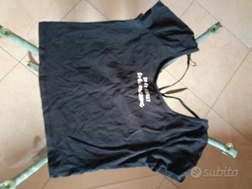 maglia maniche corte con scollo 