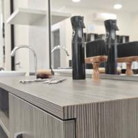 ARREDAMENTO SALONE DI BELLEZZA