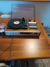 giradischi 33/45 giri più musicassette e radio