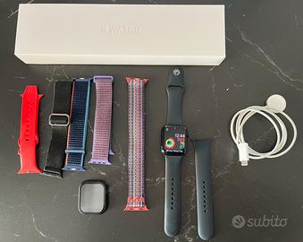 Apple Watch Series 8 (GPS, 45mm)